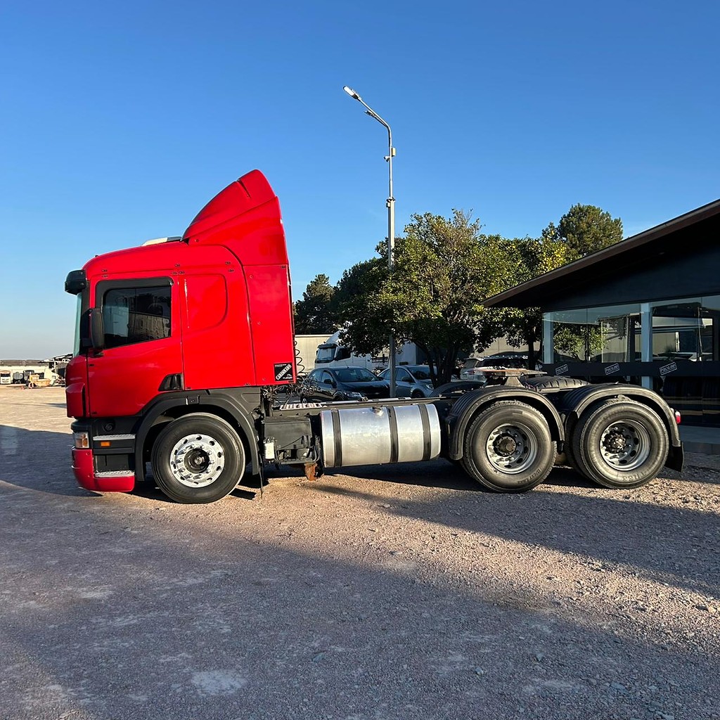 Caminhão SCANIA P340 Cavalo Mecânico ANO 2011 de Patio 201 Caminhoes e Carretas no Paraná