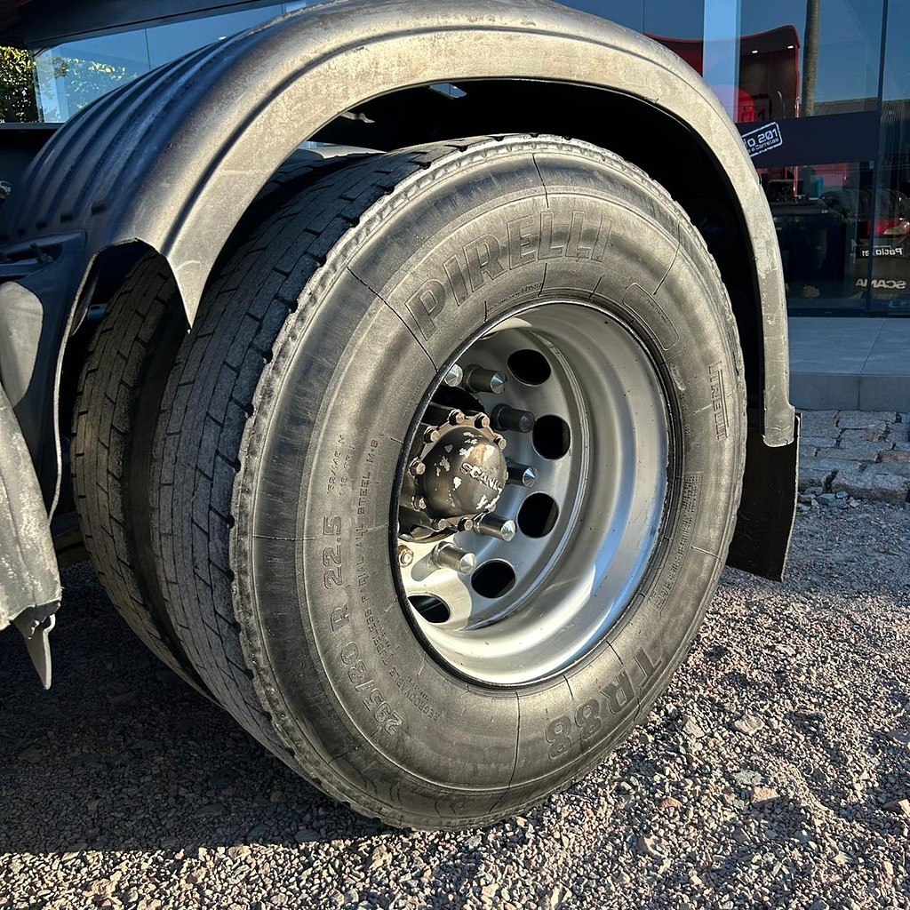 Caminhão SCANIA P340 Cavalo Mecânico ANO 2011 de Patio 201 Caminhoes e Carretas no Paraná