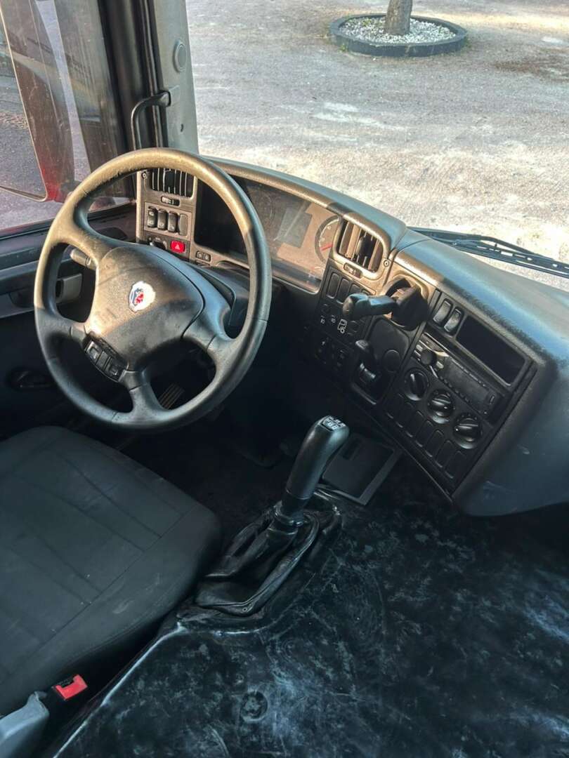 Caminhão SCANIA P340 Cavalo Mecânico ANO 2011 de Patio 201 Caminhoes e Carretas no Paraná