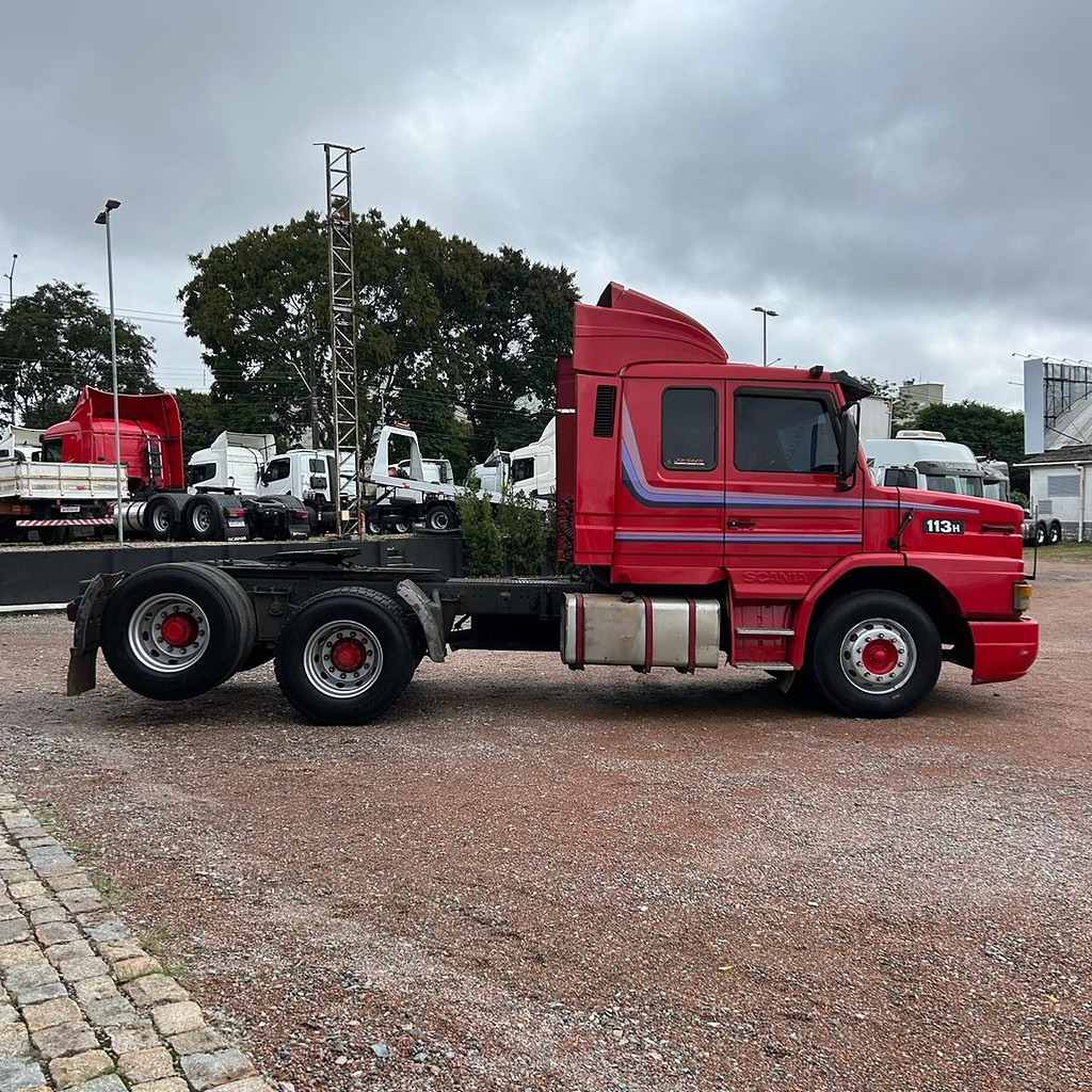 Caminhão SCANIA 113 360 Cavalo Mecânico ANO 1998 de Patio 201 Caminhoes e Carretas no Paraná