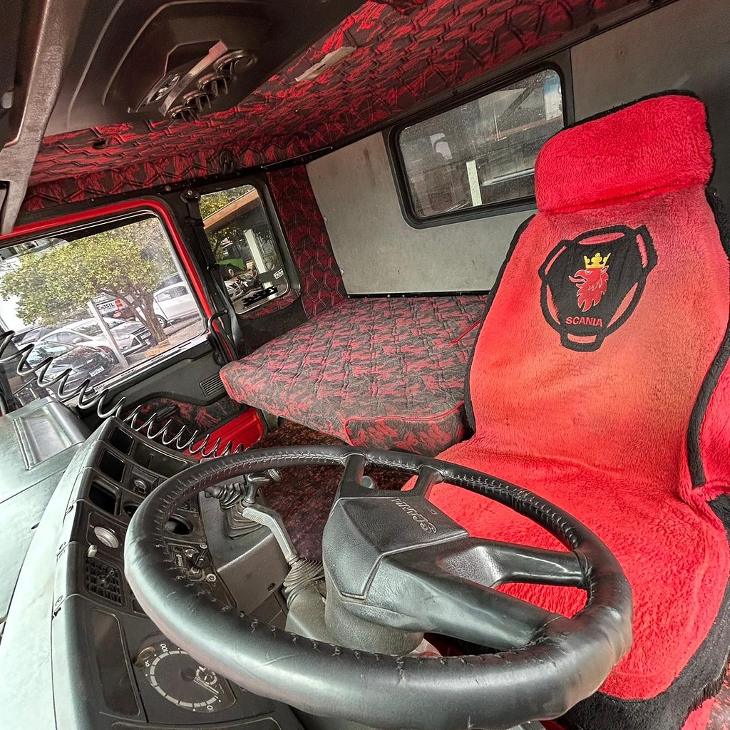 Caminhão SCANIA 113 360 Cavalo Mecânico ANO 1998 de Patio 201 Caminhoes e Carretas no Paraná