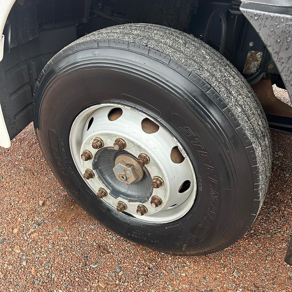 Caminhão IVECO HI ROAD 440 Cavalo Mecânico ANO 2022 de Patio 201 Caminhoes e Carretas no Paraná