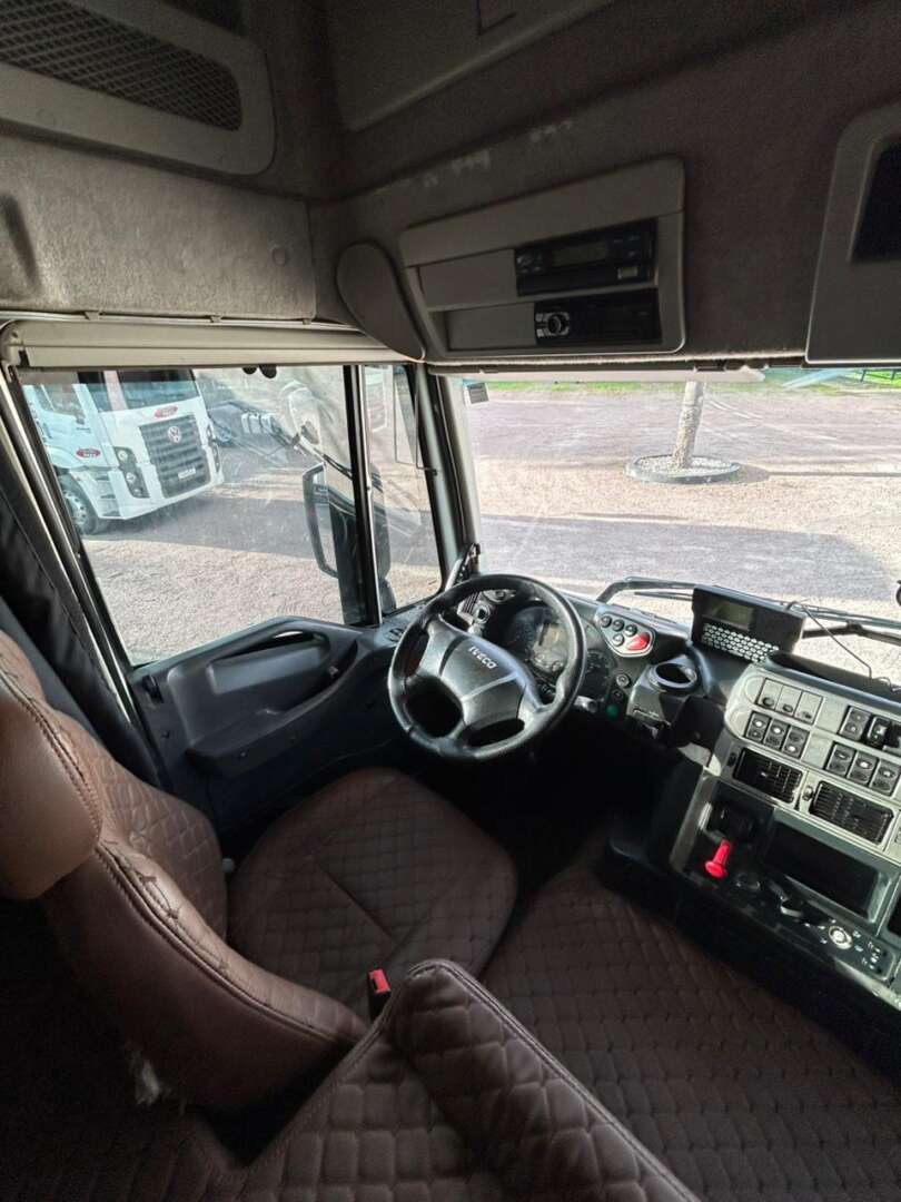 Caminhão IVECO STRALIS 480 Cavalo Mecânico ANO 2013 de Patio 201 Caminhoes e Carretas no Paraná