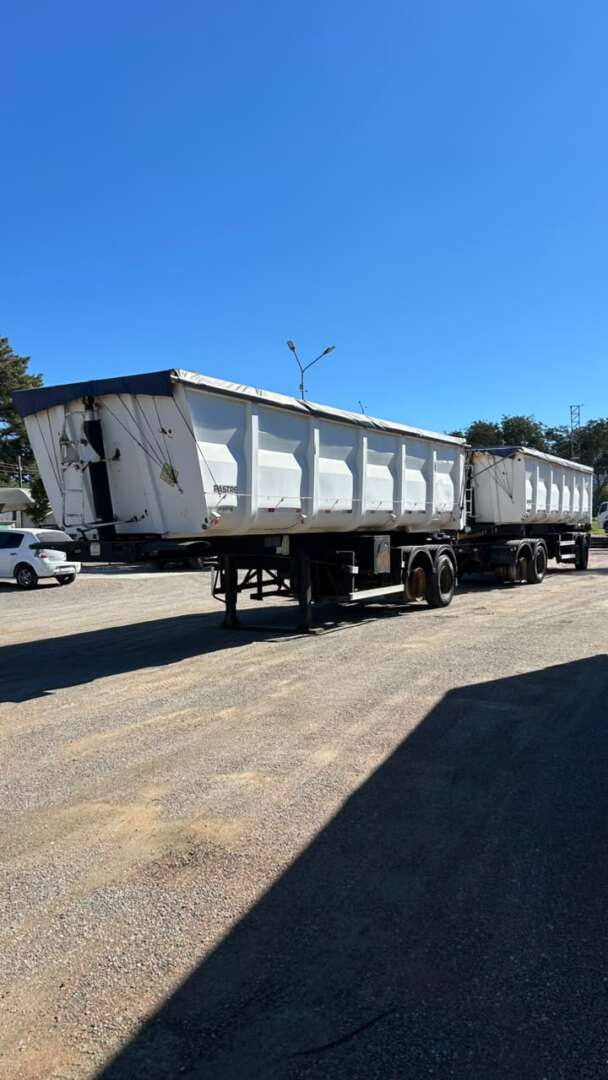 Carreta RODOTREM BASCULANTE Pastre ANO 2021 9 Eixos de Patio 201 Caminhoes e Carretas no Paraná