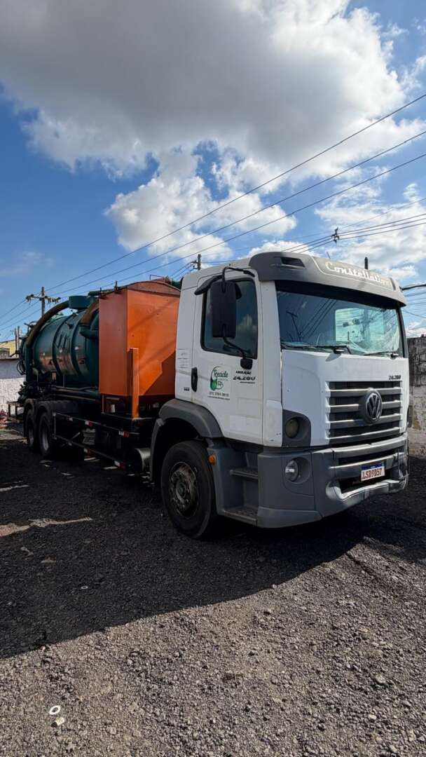 Caminhão VOLKSWAGEN VW 24280 Tanque Vácuo ANO 2015 de Fabio Carlos no Rio de Janeiro