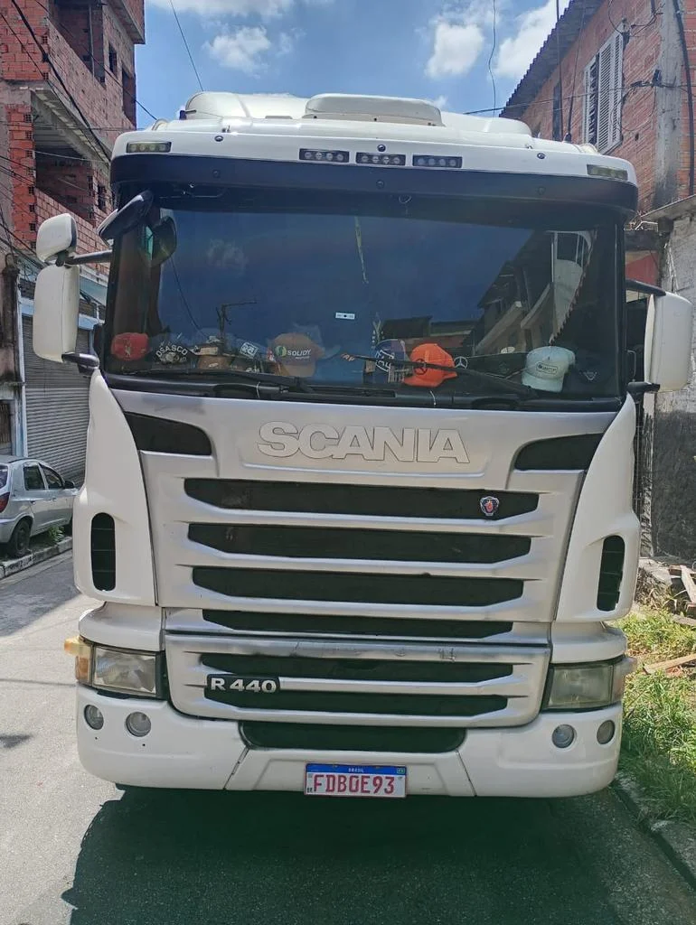 Caminhão SCANIA 440 Cavalo Mecânico ANO 2012 de Osmar Granato em São Paulo