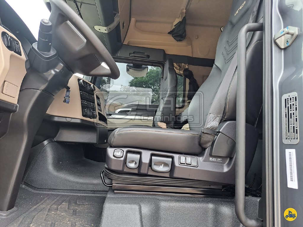Caminhão VOLKSWAGEN METEOR 28480 Cavalo Mecânico ANO 2025 de Laf Caminhões no Paraná