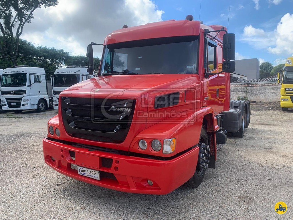 Caminhão MERCEDES BENZ MB 1635 Cavalo Mecânico ANO 2014 de Laf Caminhões no Paraná