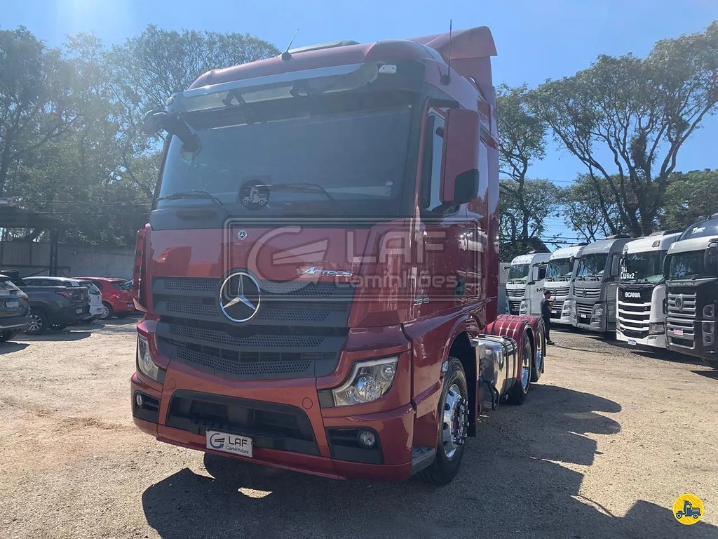 Caminhão MERCEDES BENZ MB 2548 Cavalo Mecânico ANO 2023 de Laf Caminhões no Paraná