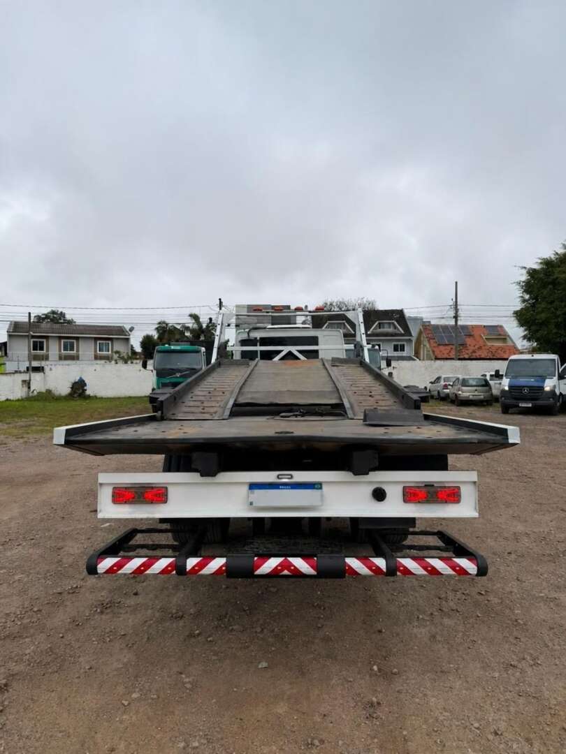 Caminhão VOLKSWAGEN VW 9170 Plataforma Guincho ANO 2019 de Alfredo CWB no Paraná