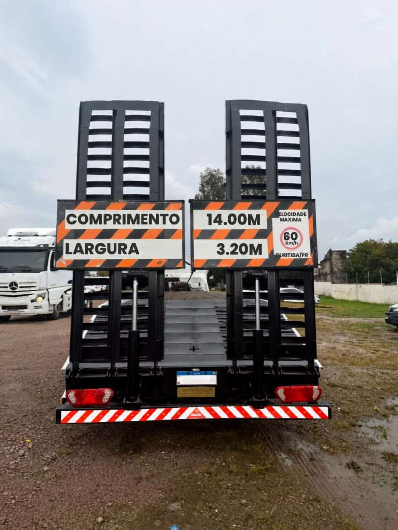 Caminhão MERCEDES BENZ MB 2430 Prancha ANO 2020 de Alfredo CWB no Paraná