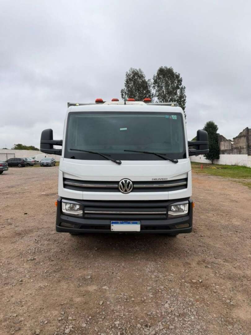 Caminhão VOLKSWAGEN VW 9170 Plataforma Guincho ANO 2019 de Alfredo CWB no Paraná