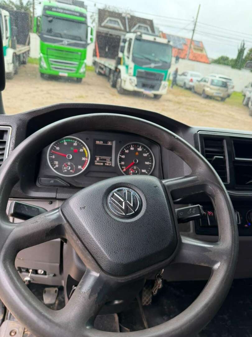 Caminhão VOLKSWAGEN VW 9170 Plataforma Guincho ANO 2019 de Alfredo CWB no Paraná