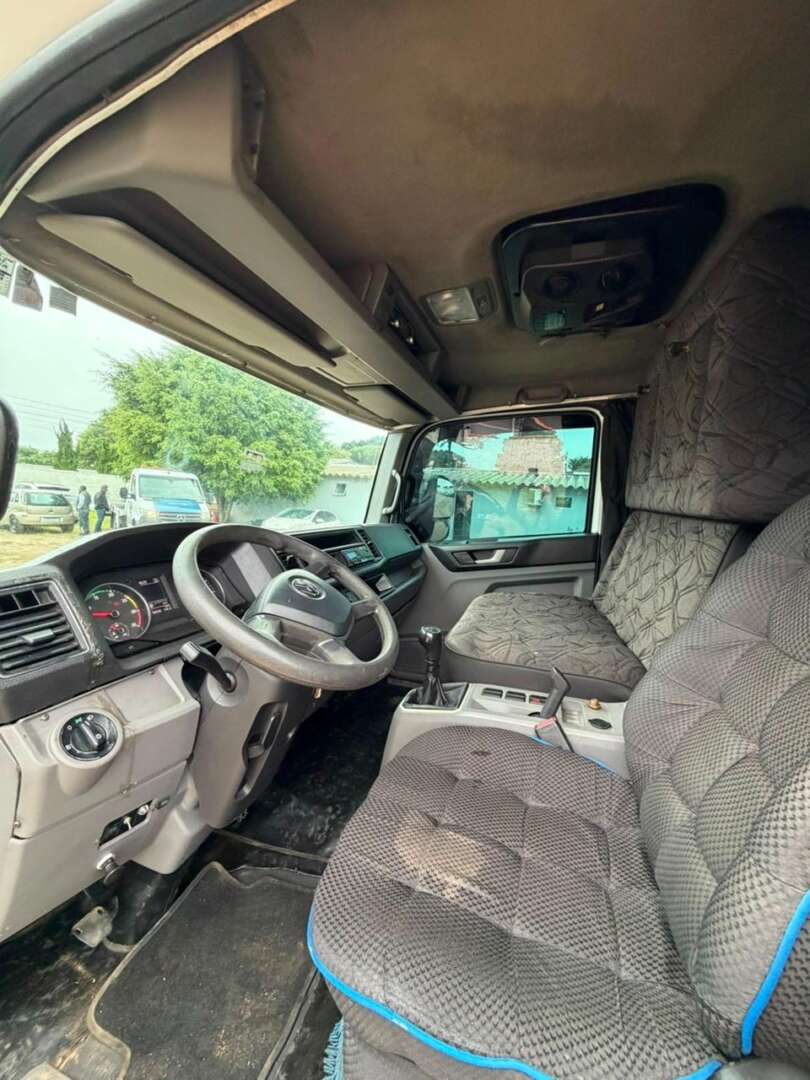 Caminhão VOLKSWAGEN VW 9170 Plataforma Guincho ANO 2019 de Alfredo CWB no Paraná