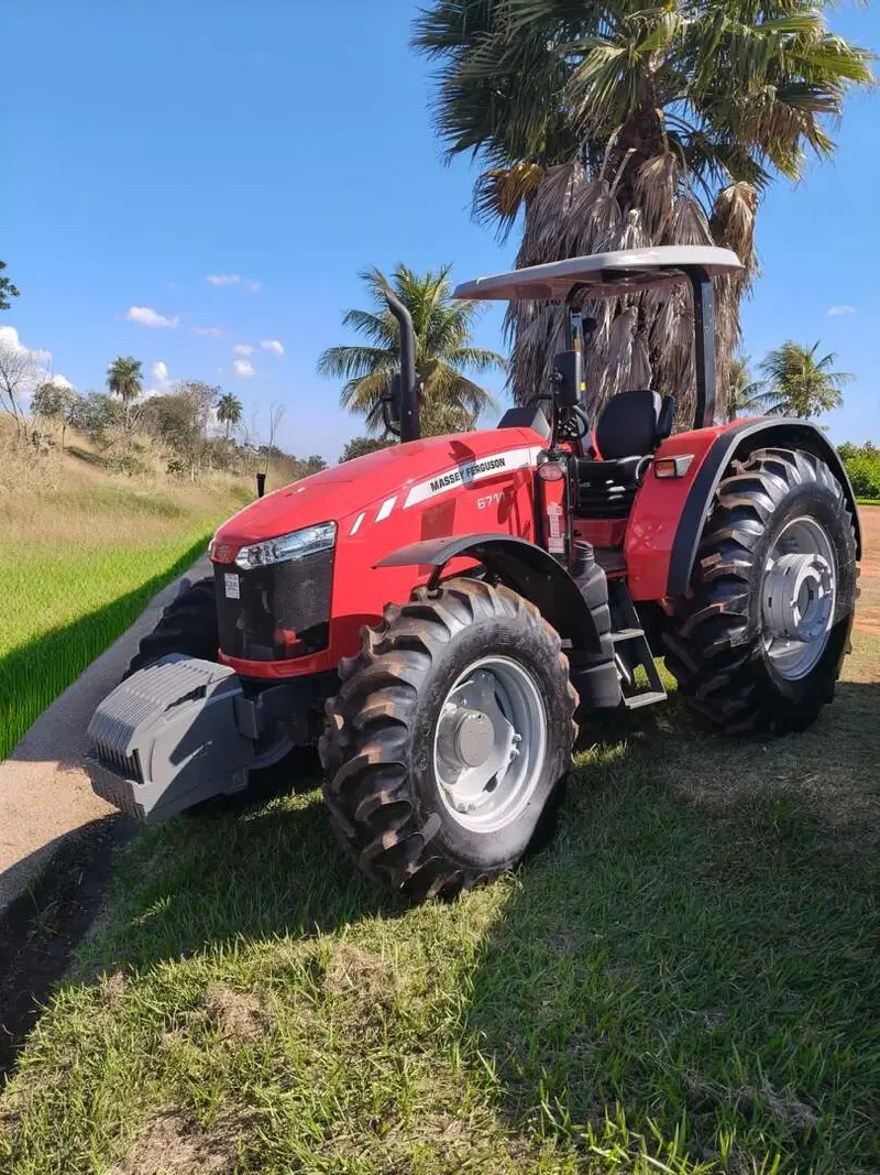 TRATOR MASSEY FERGUSON MF 6711 ANO 202425 de Auto Máquinas Palotina no Paraná