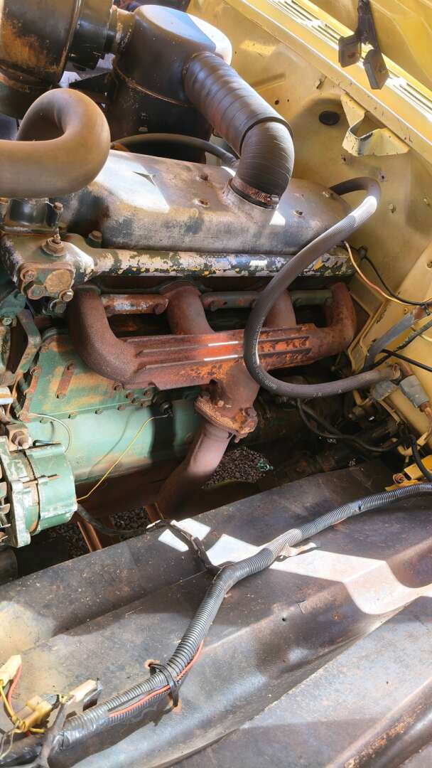 Caminhão CHEVROLET C60 Carroceria ANO 1972 de Auto Máquinas Palotina no Paraná