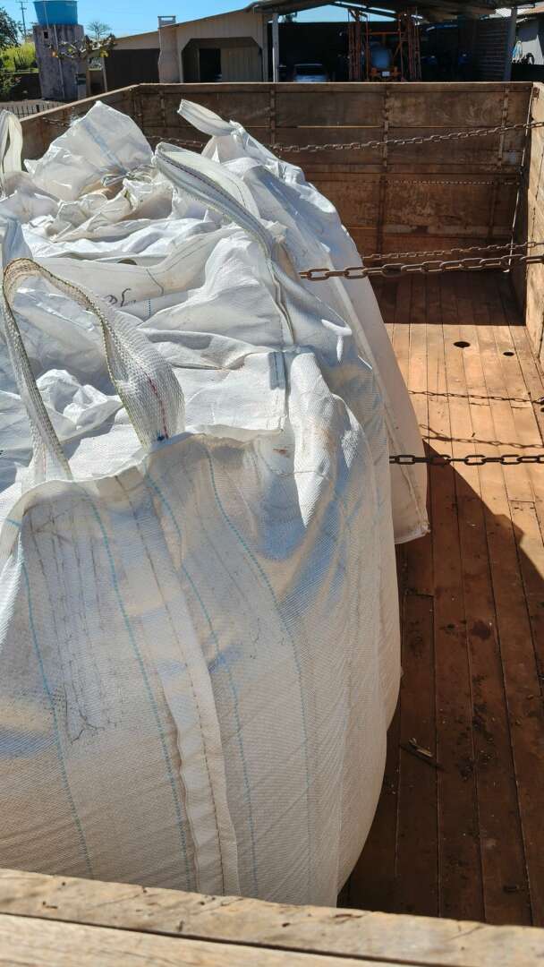 Caminhão CHEVROLET C60 Carroceria ANO 1972 de Auto Máquinas Palotina no Paraná