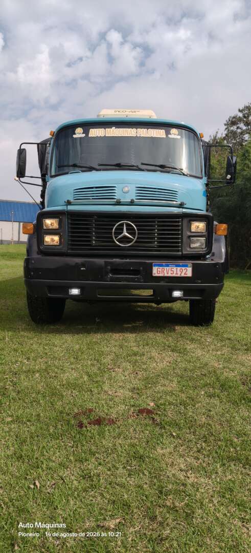 Caminhão MERCEDES BENZ MB 1513 Graneleiro ANO 1987 de Auto Máquinas Palotina no Paraná