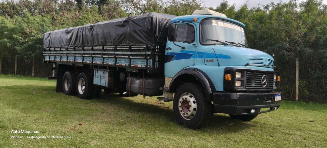 Caminhão MERCEDES BENZ MB 1513 Graneleiro ANO 1987 de Auto Máquinas Palotina no Paraná