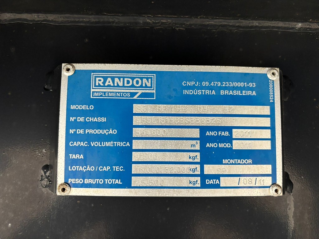Carreta SEMI-REBOQUE BAU SIDER Randon ANO 2011 3 Eixos de Geração Caminhões e Carretas no Paraná