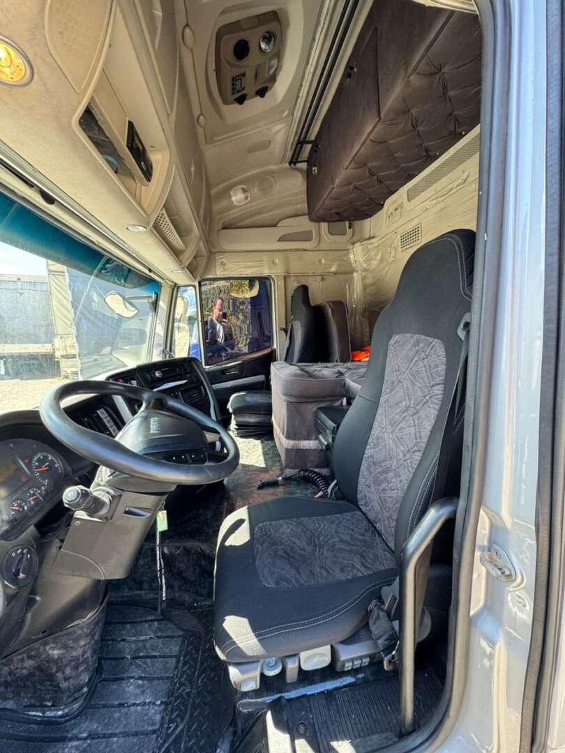 Caminhão IVECO HI WAY 440 Cavalo Mecânico ANO 2020 de Geração Caminhões e Carretas no Paraná