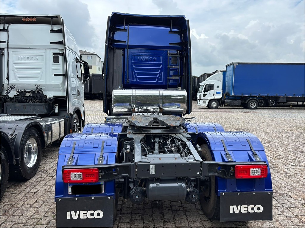 Caminhão IVECO S-WAY 540 Cavalo Mecânico ANO 2024 de Geração Caminhões e Carretas no Paraná