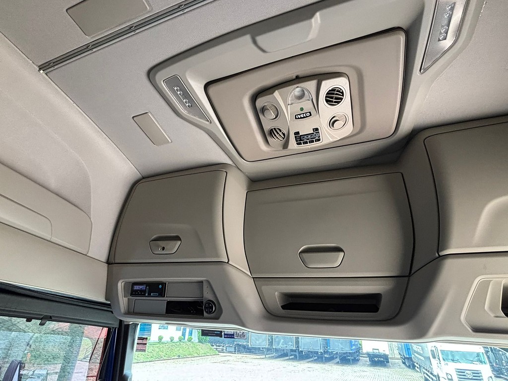 Caminhão IVECO S-WAY 540 Cavalo Mecânico ANO 2024 de Geração Caminhões e Carretas no Paraná