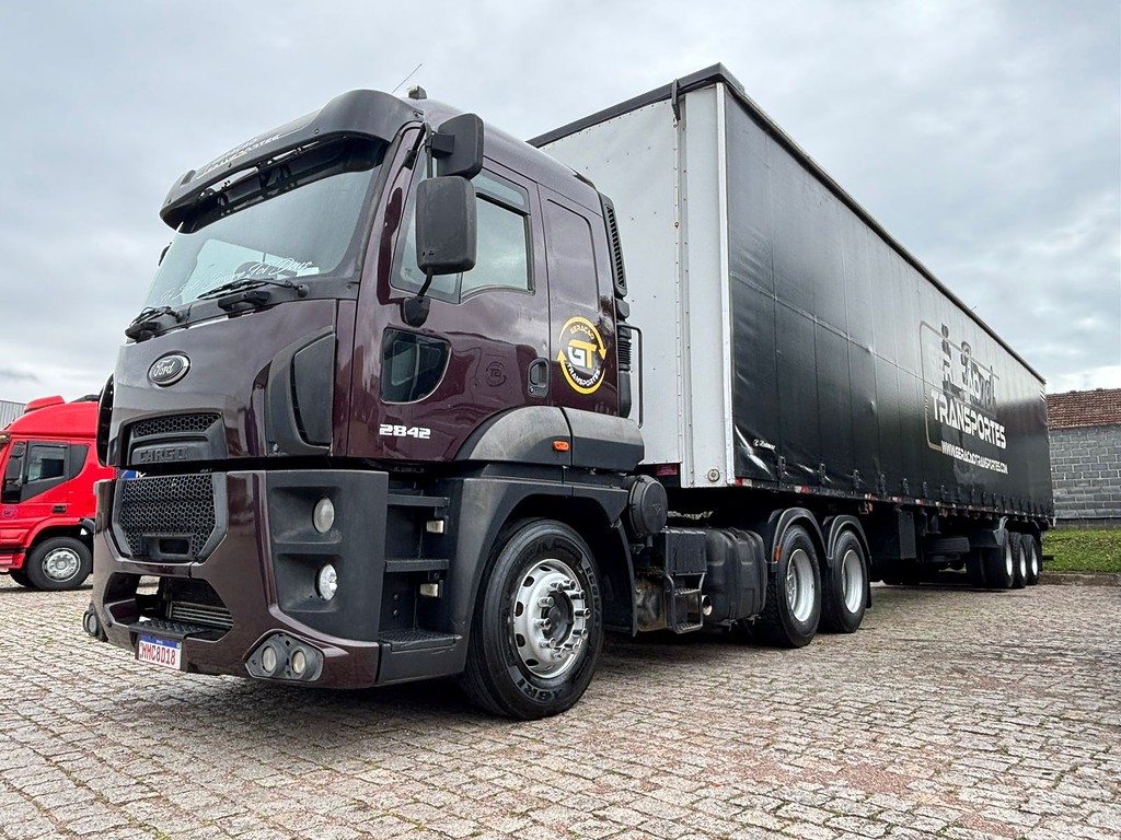 Caminhão FORD CARGO 2842 Conjunto Cavalo + Carreta ANO 2014 de Geração Caminhões e Carretas no Paraná