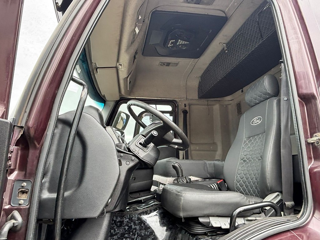 Caminhão FORD CARGO 2842 Conjunto Cavalo + Carreta ANO 2014 de Geração Caminhões e Carretas no Paraná