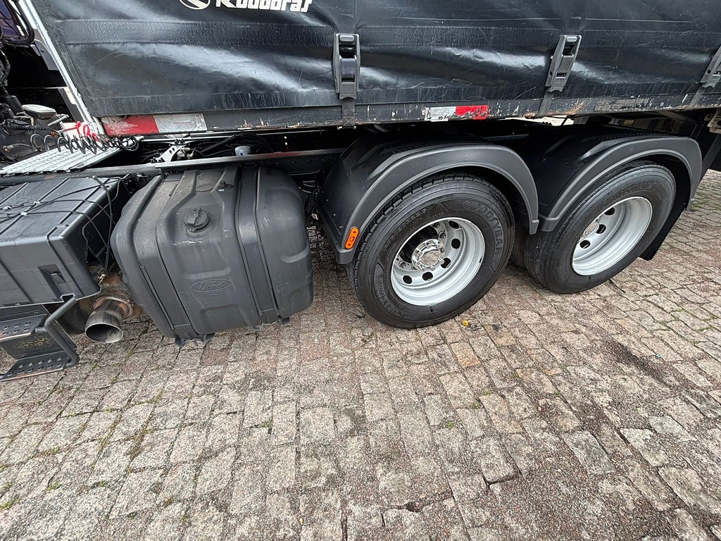 Caminhão FORD CARGO 2842 Conjunto Cavalo + Carreta ANO 2014 de Geração Caminhões e Carretas no Paraná