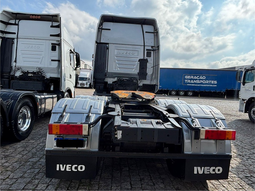 Caminhão IVECO HI WAY 440 Cavalo Mecânico ANO 2020 de Geração Caminhões e Carretas no Paraná