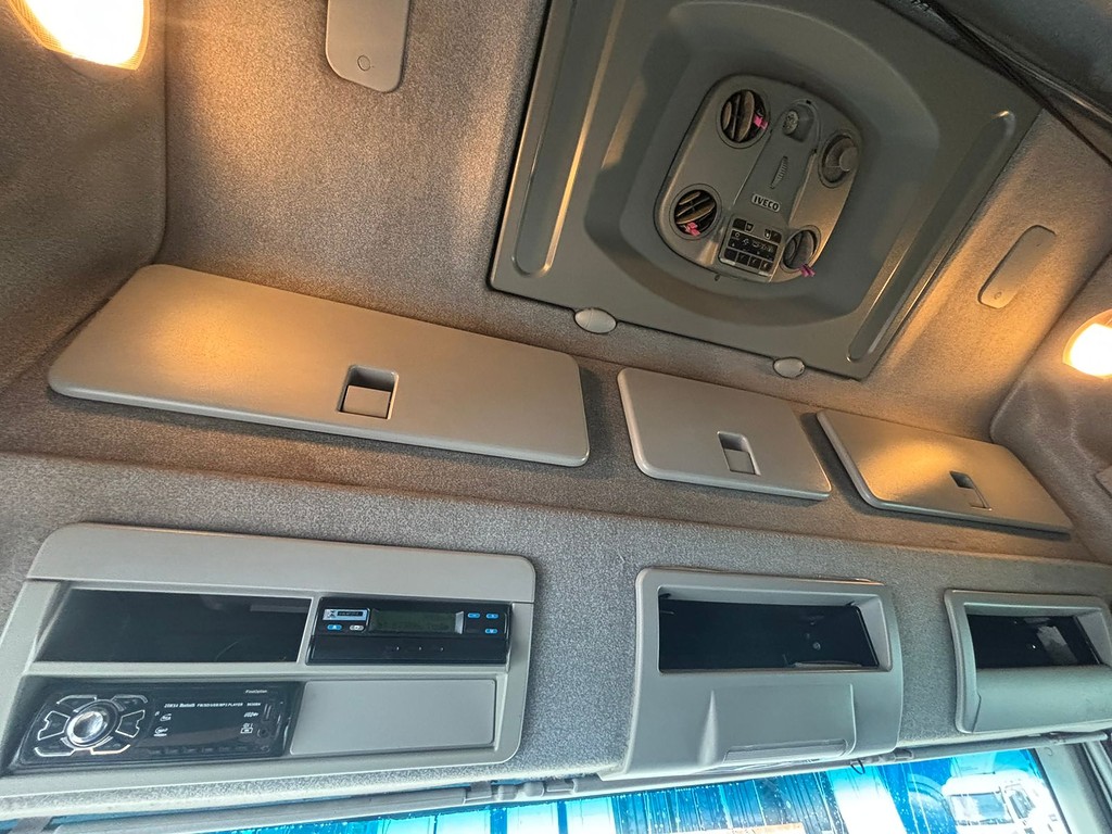 Caminhão IVECO STRALIS 440 Cavalo Mecânico ANO 2013 de Geração Caminhões e Carretas no Paraná