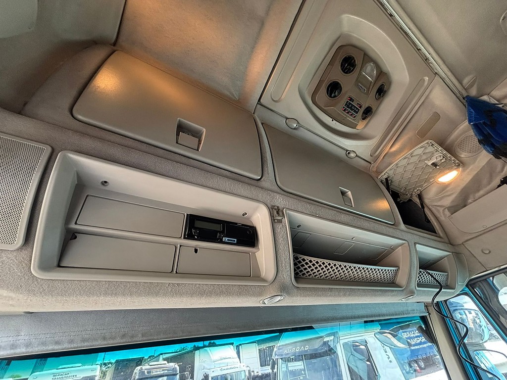 Caminhão IVECO HI WAY 440 Cavalo Mecânico ANO 2019 de Geração Caminhões e Carretas no Paraná