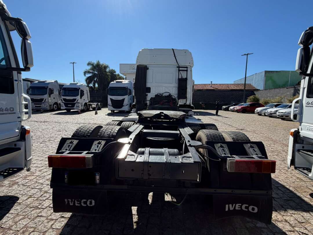 Caminhão IVECO STRALIS 440 Cavalo Mecânico ANO 2014 de Geração Caminhões e Carretas no Paraná