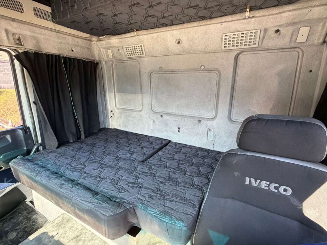 Caminhão IVECO STRALIS 440 Cavalo Mecânico ANO 2014 de Geração Caminhões e Carretas no Paraná