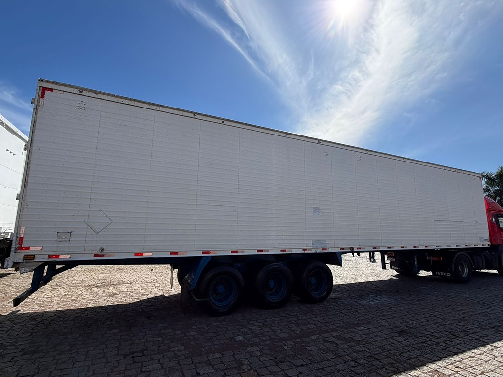 Carreta SEMI-REBOQUE BAU FURGAO Linshalm ANO 2002 1 Eixo de Geração Caminhões e Carretas no Paraná