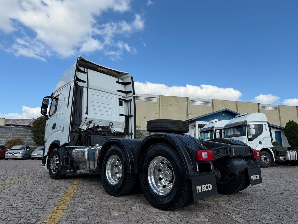 Caminhão IVECO S-WAY 540 Cavalo Mecânico ANO 2023 de Geração Caminhões e Carretas no Paraná