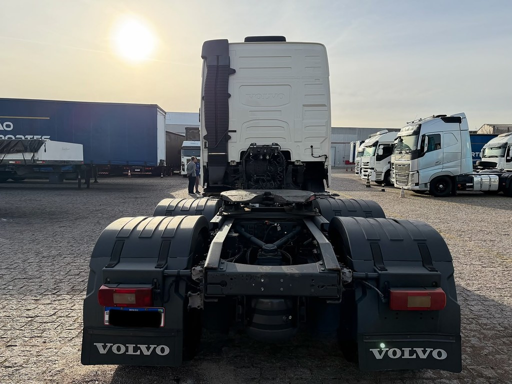 Caminhão VOLVO FH 540 Cavalo Mecânico ANO 2018 de Geração Caminhões e Carretas no Paraná