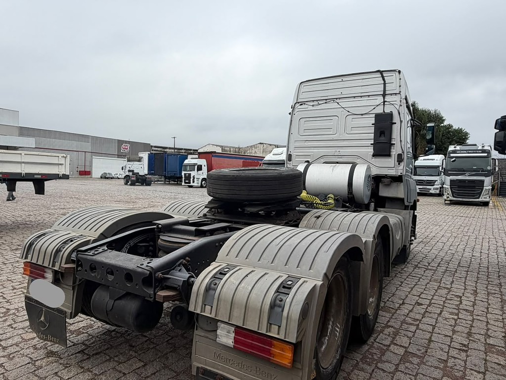 Caminhão MERCEDES BENZ MB 2544 Cavalo Mecânico ANO 2016 de Geração Caminhões e Carretas no Paraná