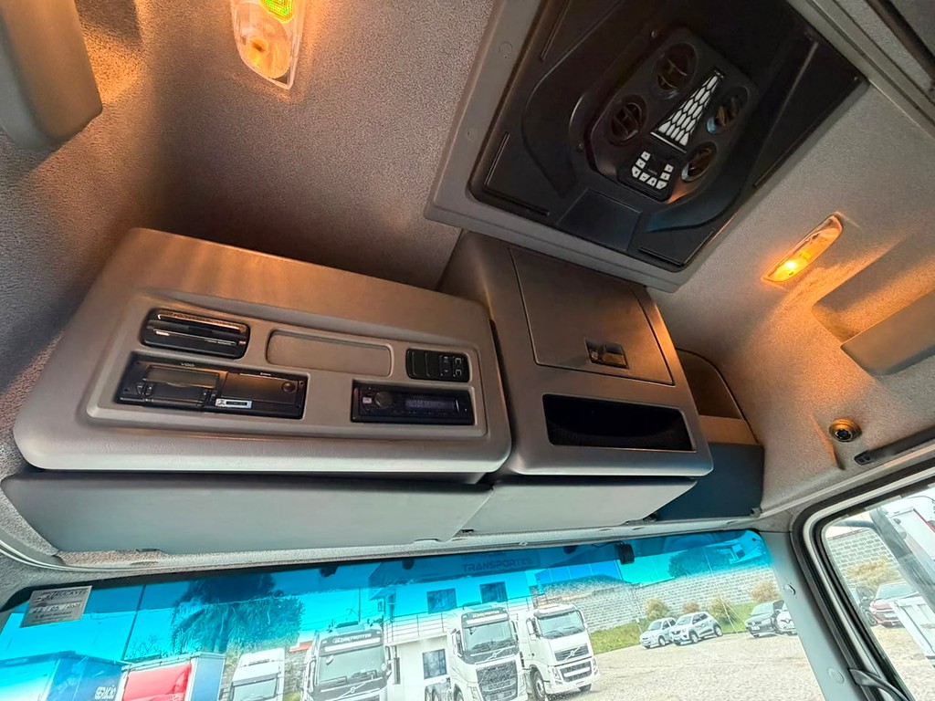 Caminhão MERCEDES BENZ MB 2544 Cavalo Mecânico ANO 2016 de Geração Caminhões e Carretas no Paraná