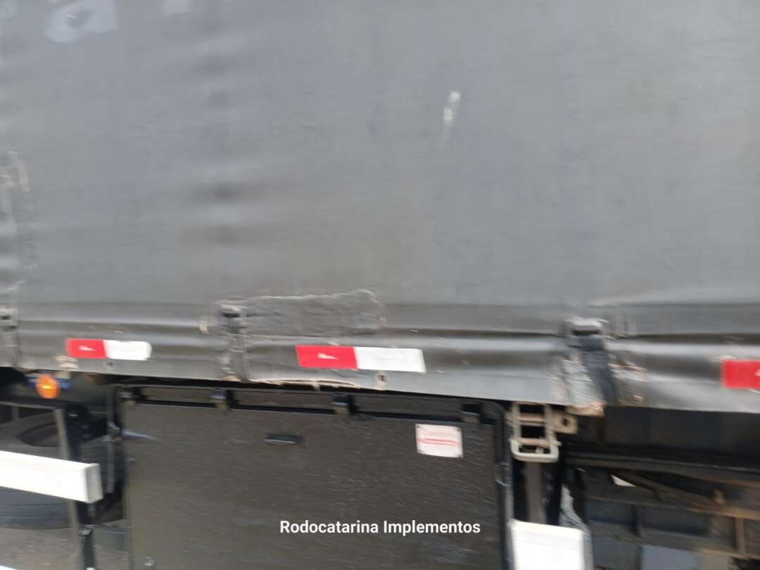 Carreta SEMI-REBOQUE BAU SIDER Librelato ANO 2019 1+1+1 Vanderleia de Rodocatarina Implementos LTDA na Santa Catarina