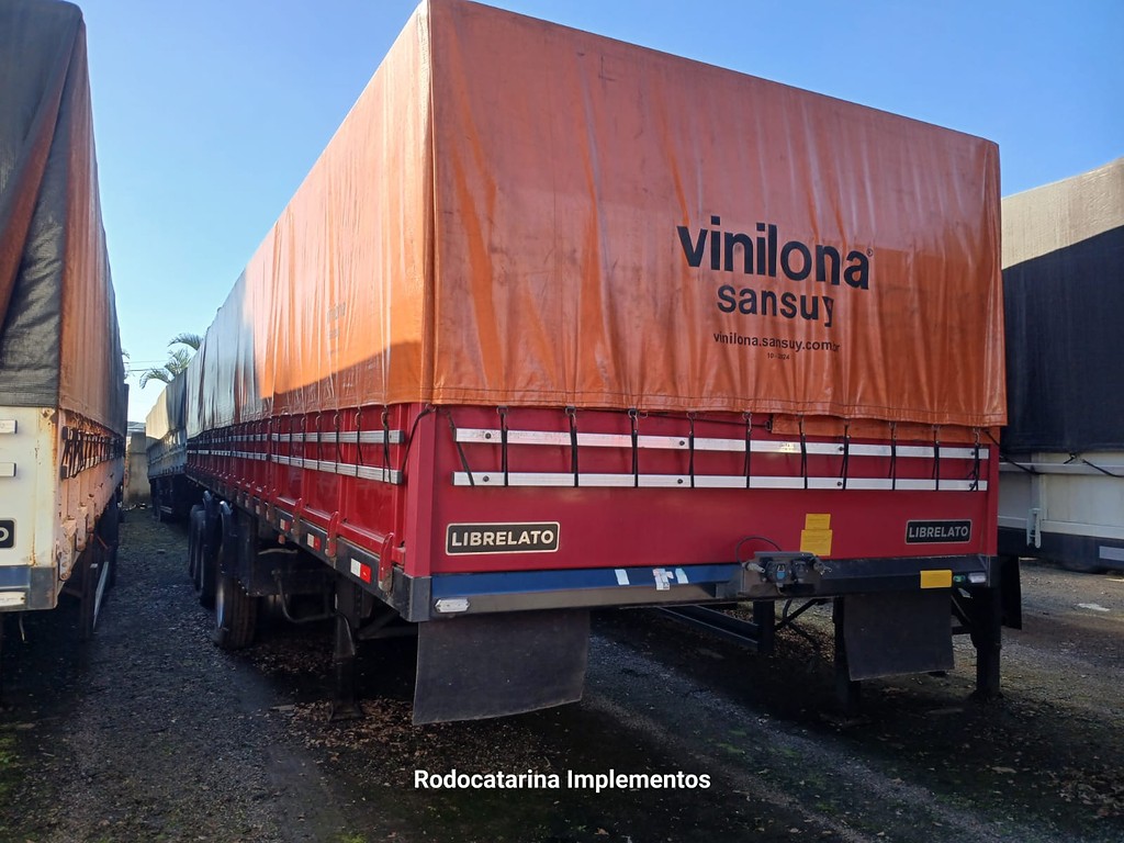 Carreta SEMI-REBOQUE GRANELEIRO Librelato ANO 2023 4 Eixos de Rodocatarina Implementos LTDA na Santa Catarina