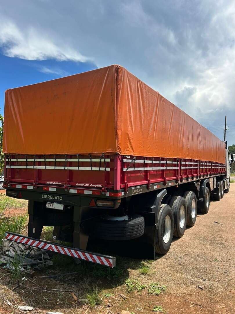 Carreta SEMI-REBOQUE GRANELEIRO Librelato ANO 2023 4 Eixos de Rodocatarina Implementos LTDA na Santa Catarina
