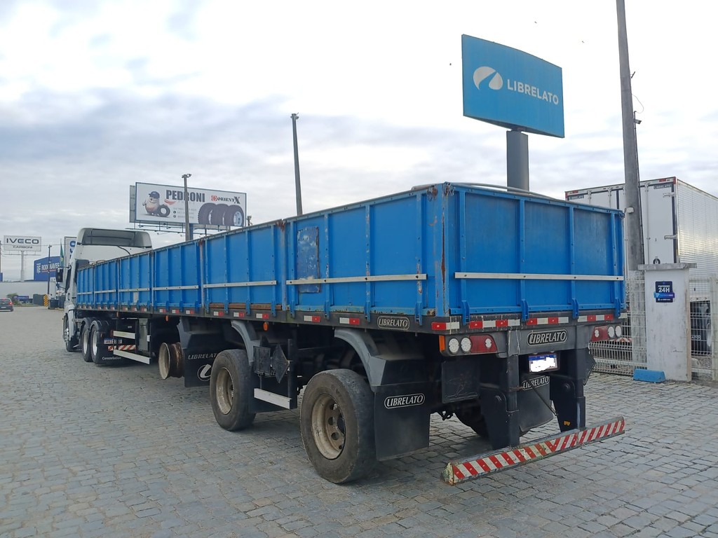 Carreta SEMI-REBOQUE CARGA SECA Librelato ANO 2014 1+1+1 Vanderleia de Rodocatarina Implementos LTDA na Santa Catarina