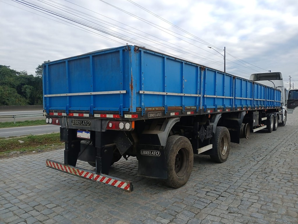 Carreta SEMI-REBOQUE CARGA SECA Librelato ANO 2014 1+1+1 Vanderleia de Rodocatarina Implementos LTDA na Santa Catarina