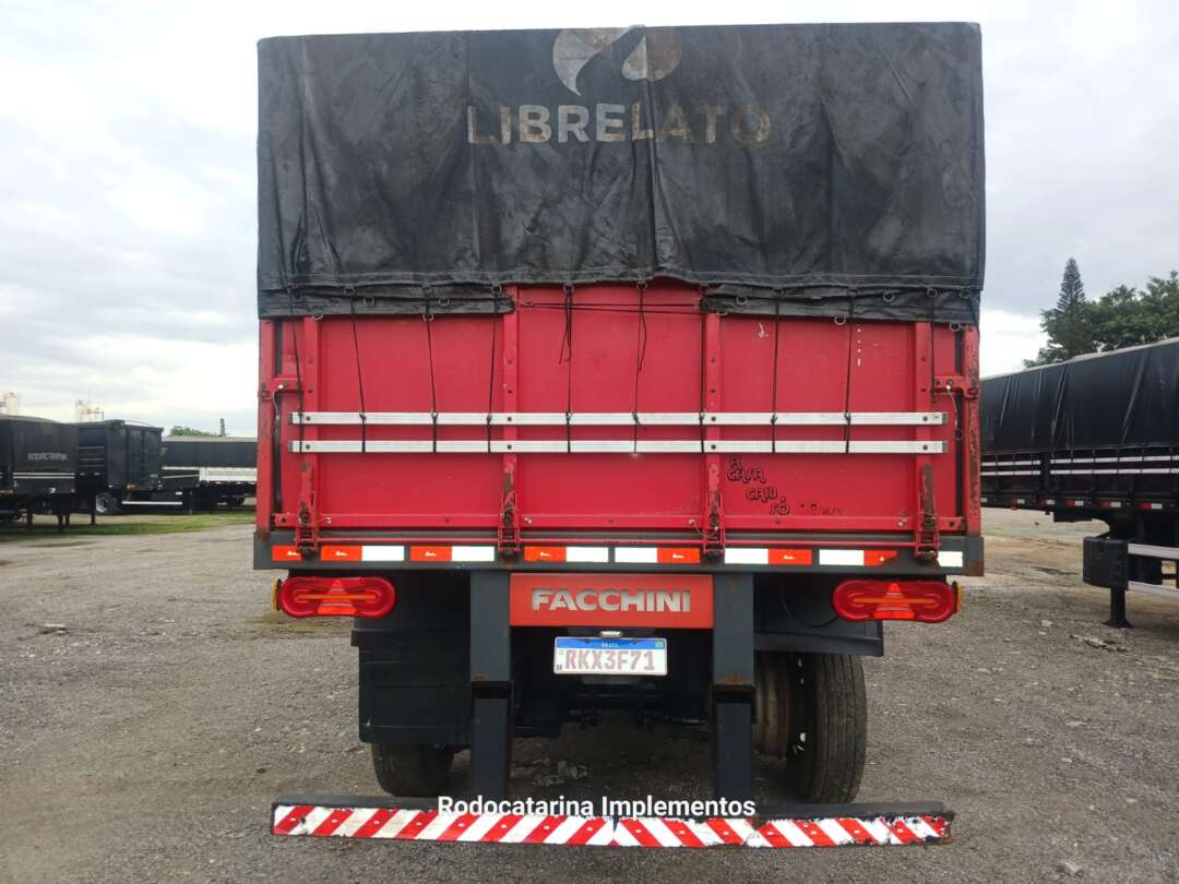 Carreta SEMI-REBOQUE CARGA SECA Facchini ANO 2021 1+1+1 Vanderleia de Rodocatarina Implementos LTDA na Santa Catarina