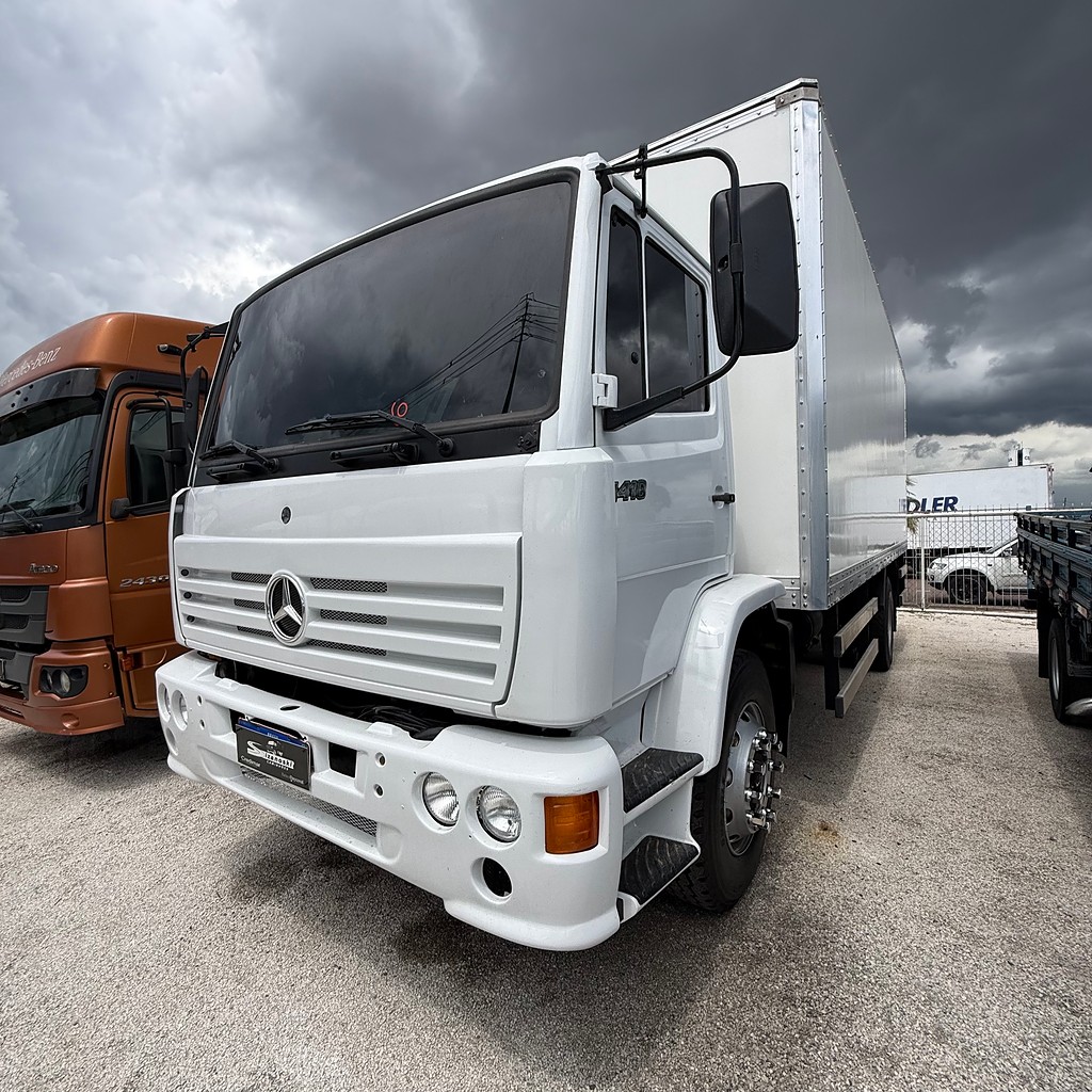 Caminhão MERCEDES BENZ MB 1418 Baú Frigorífico ANO 1997 de Sizanoski Caminhões no Paraná