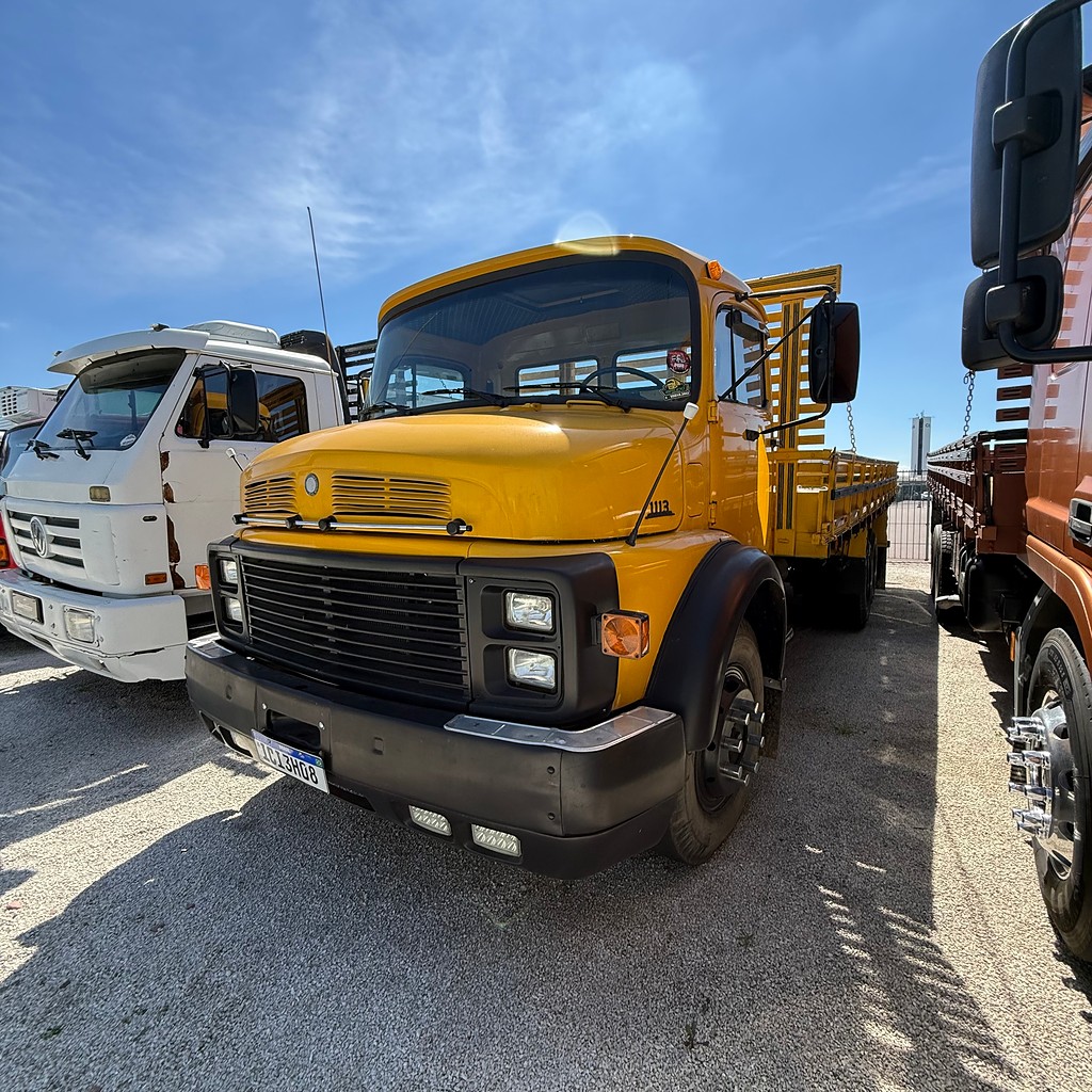 Caminhão MERCEDES BENZ MB 1113 Carroceria ANO 1982 de Sizanoski Caminhões no Paraná