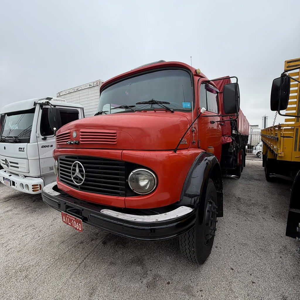 Caminhão MERCEDES BENZ MB 1313 Carroceria ANO 1975 de Sizanoski Caminhões no Paraná