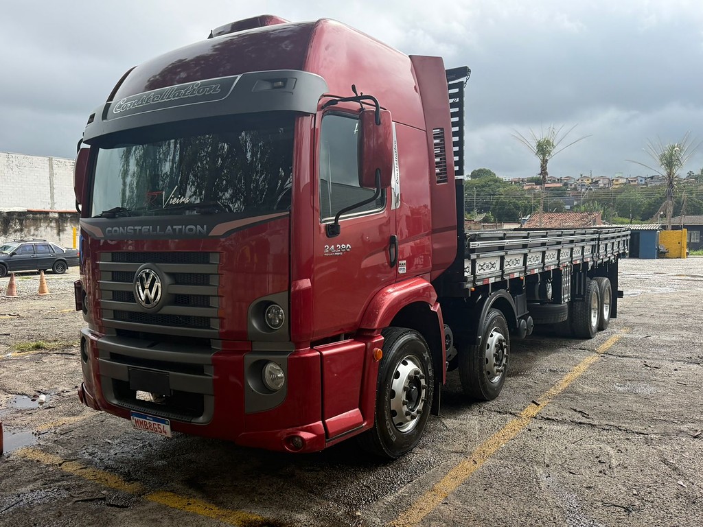Caminhão VOLKSWAGEN VW 24280 Carroceria ANO 2013 de Venda Truck Anuncios Santa Branca SP em São Paulo
